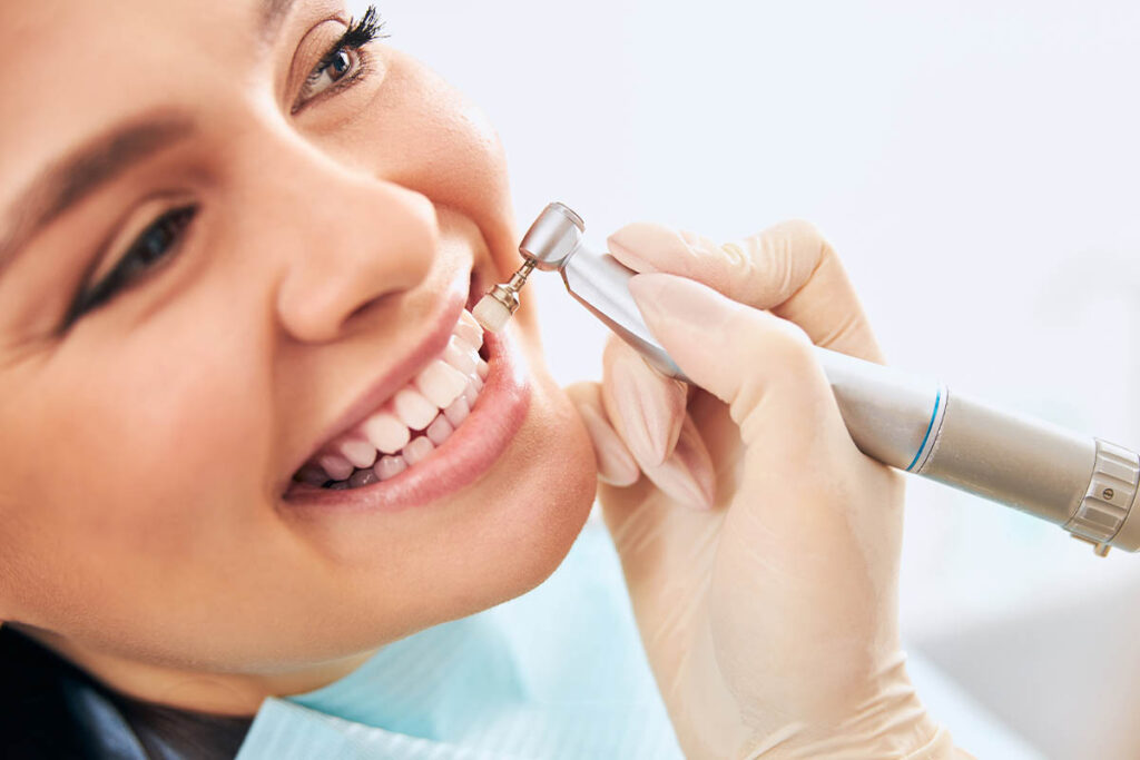 How Much Is It To Get Your Teeth Professionally Cleaned